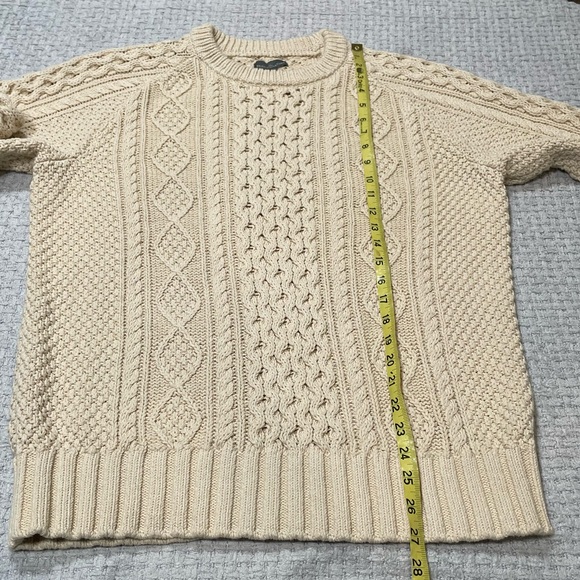 Men's L.L.Bean Signature Cotton Chunky Cable Knit Fisherman Sweater Beige Medium - Picture 10 of 13